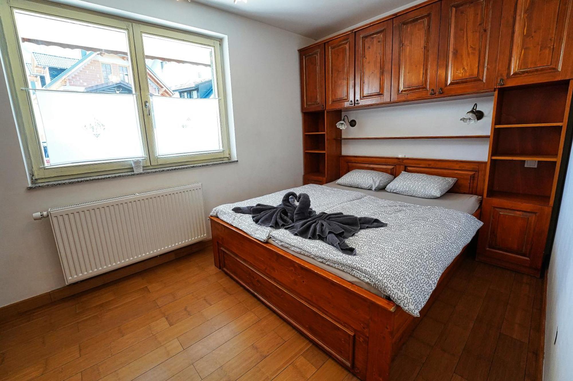 Apartment Mojstrovka With Terrace In City Center Kranjska Gora Exterior foto